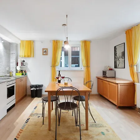 Appartement Haus Am Apfelbaum *